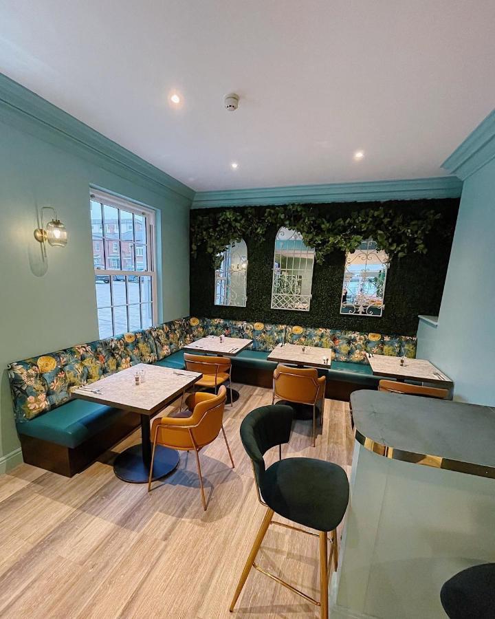 Cliff Hotel Great Yarmouth Bagian luar foto
