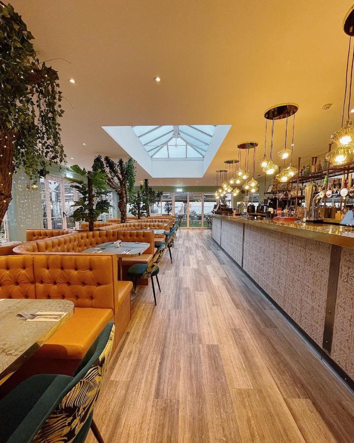 Cliff Hotel Great Yarmouth Bagian luar foto