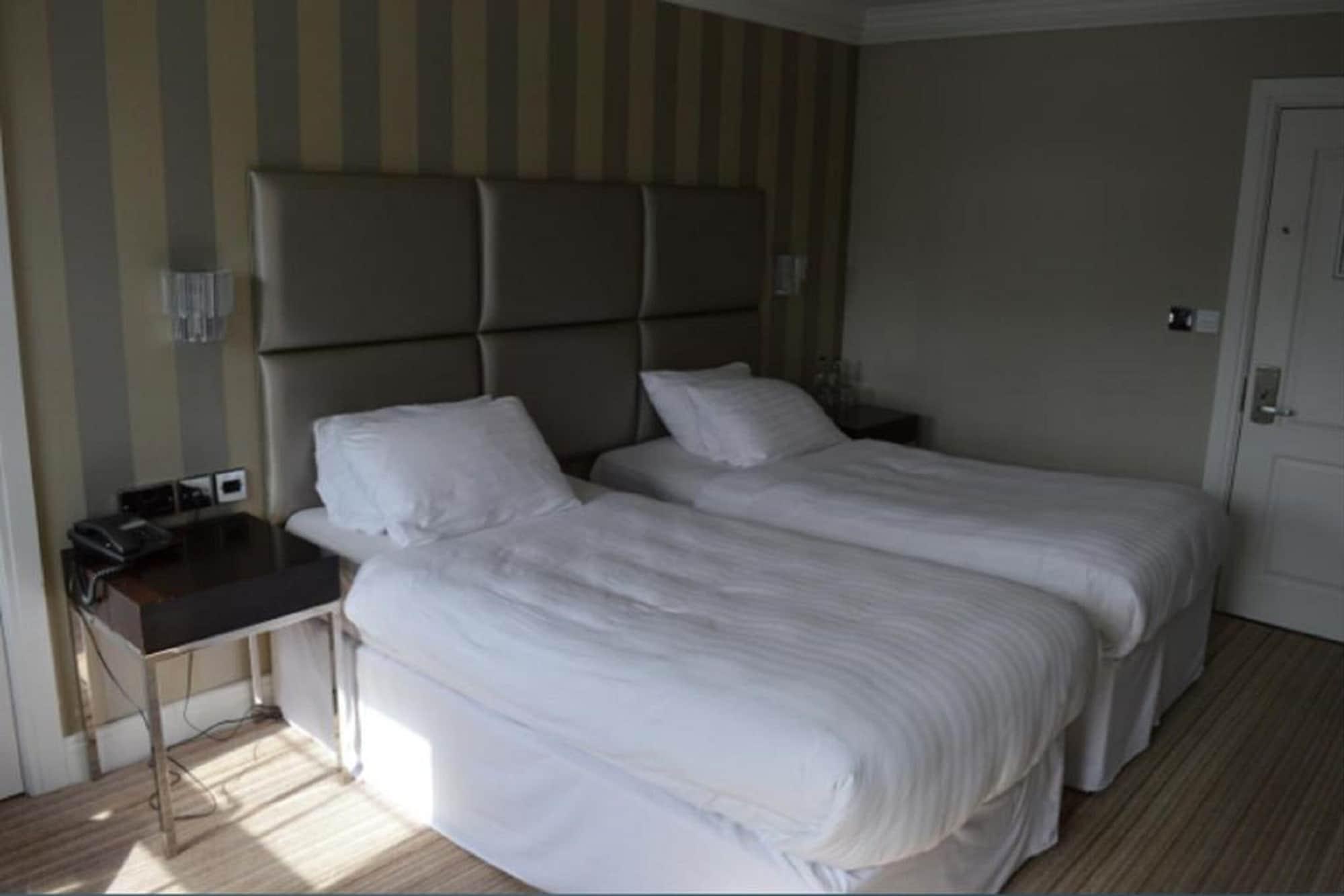 Cliff Hotel Great Yarmouth Bagian luar foto