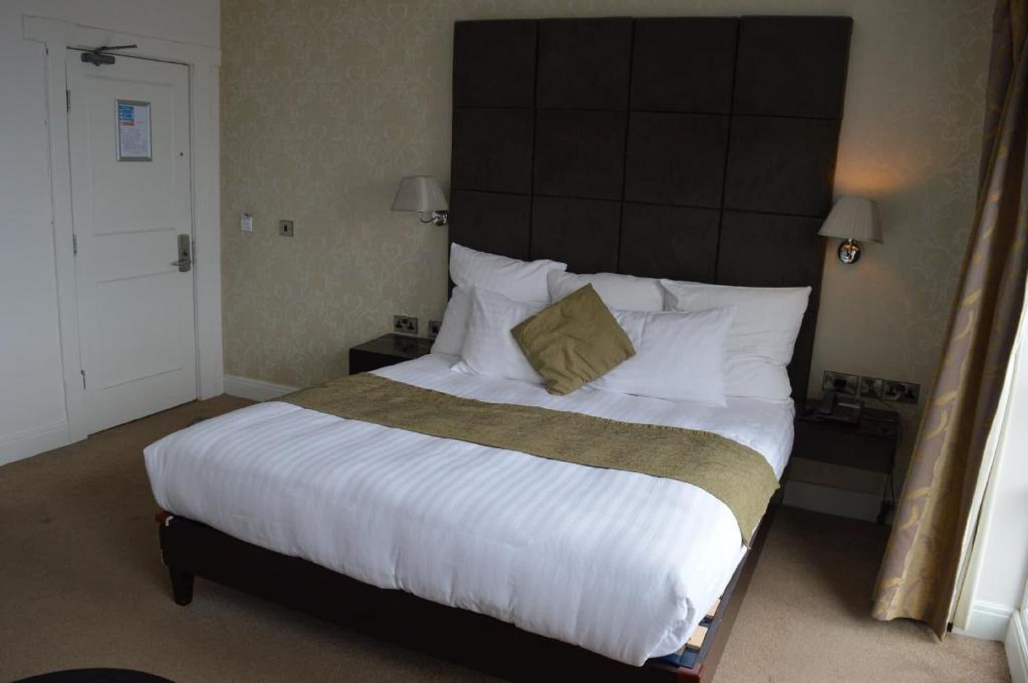 Cliff Hotel Great Yarmouth Bagian luar foto
